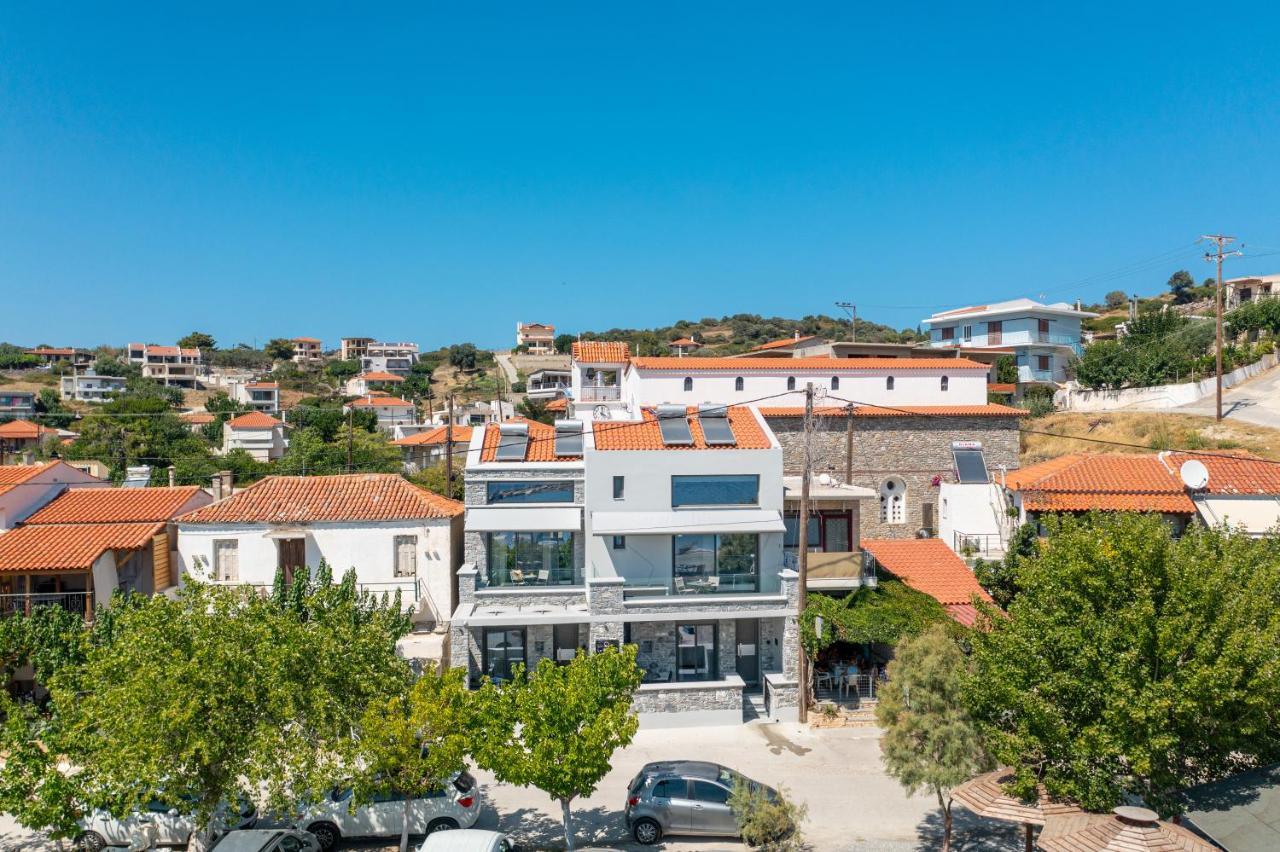 La Perla Suites Agii Apostoli Esterno foto