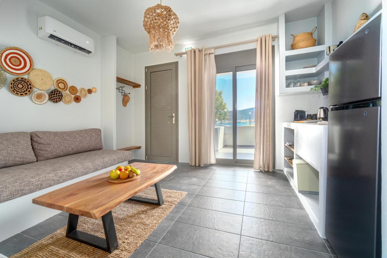 La Perla Suites Agii Apostoli Esterno foto