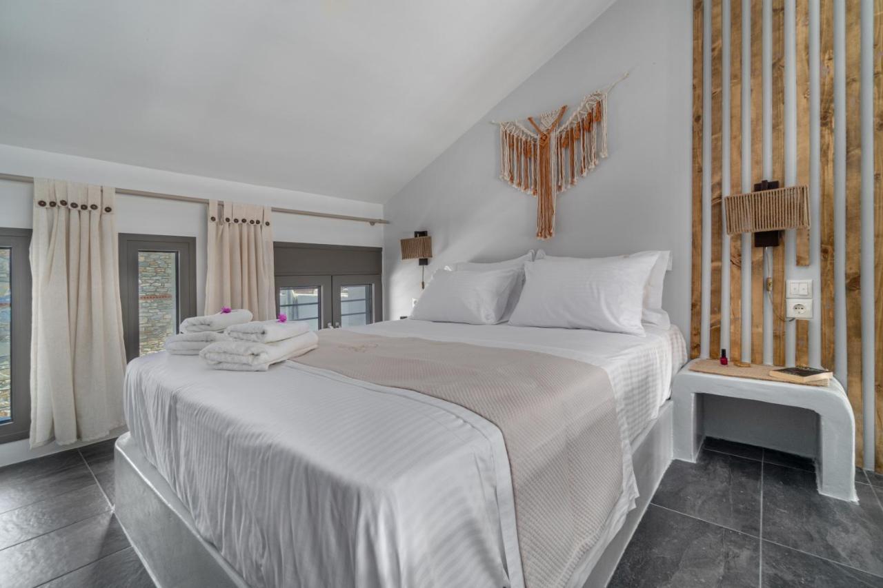 La Perla Suites Agii Apostoli Esterno foto