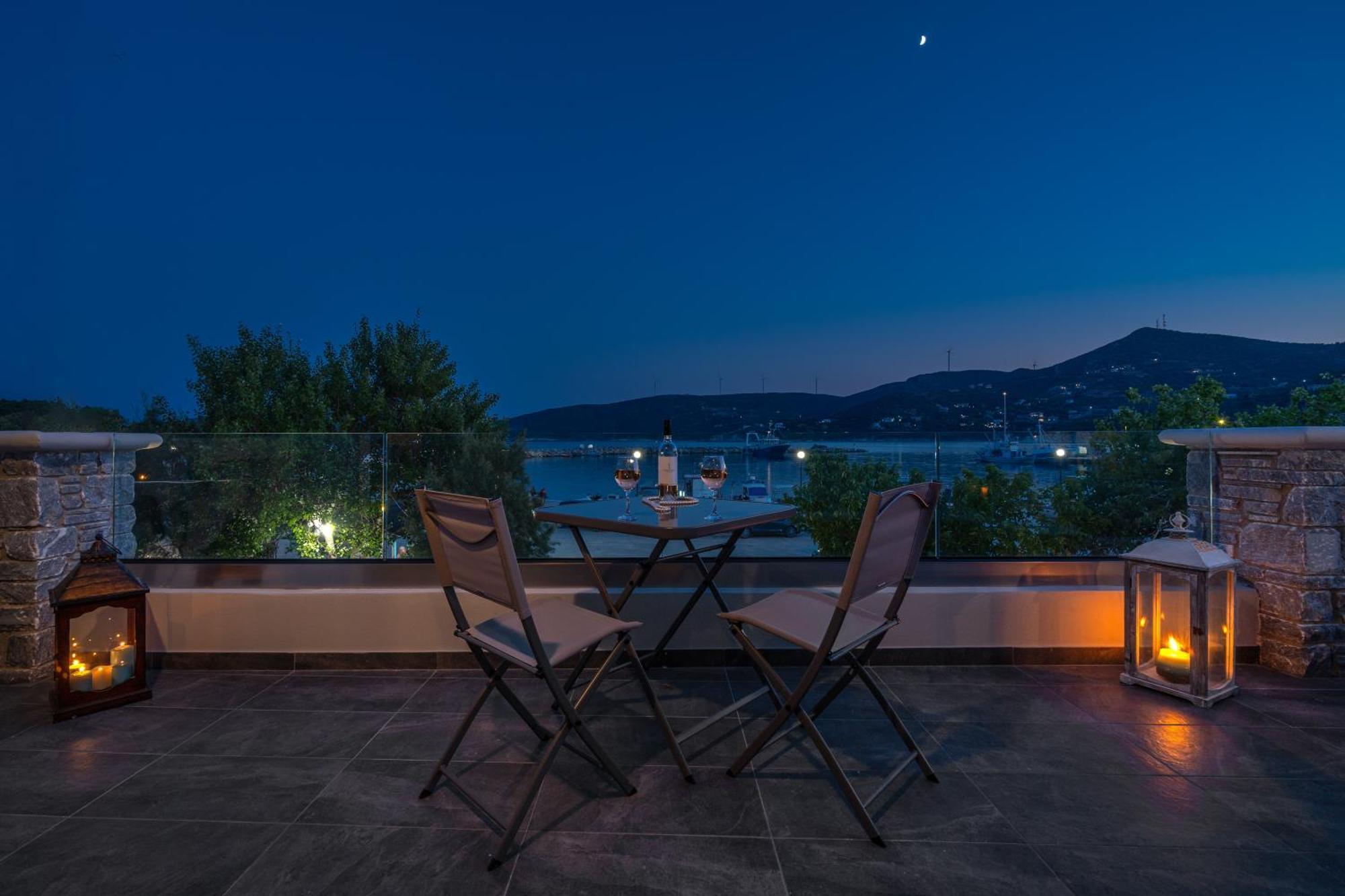 La Perla Suites Agii Apostoli Esterno foto