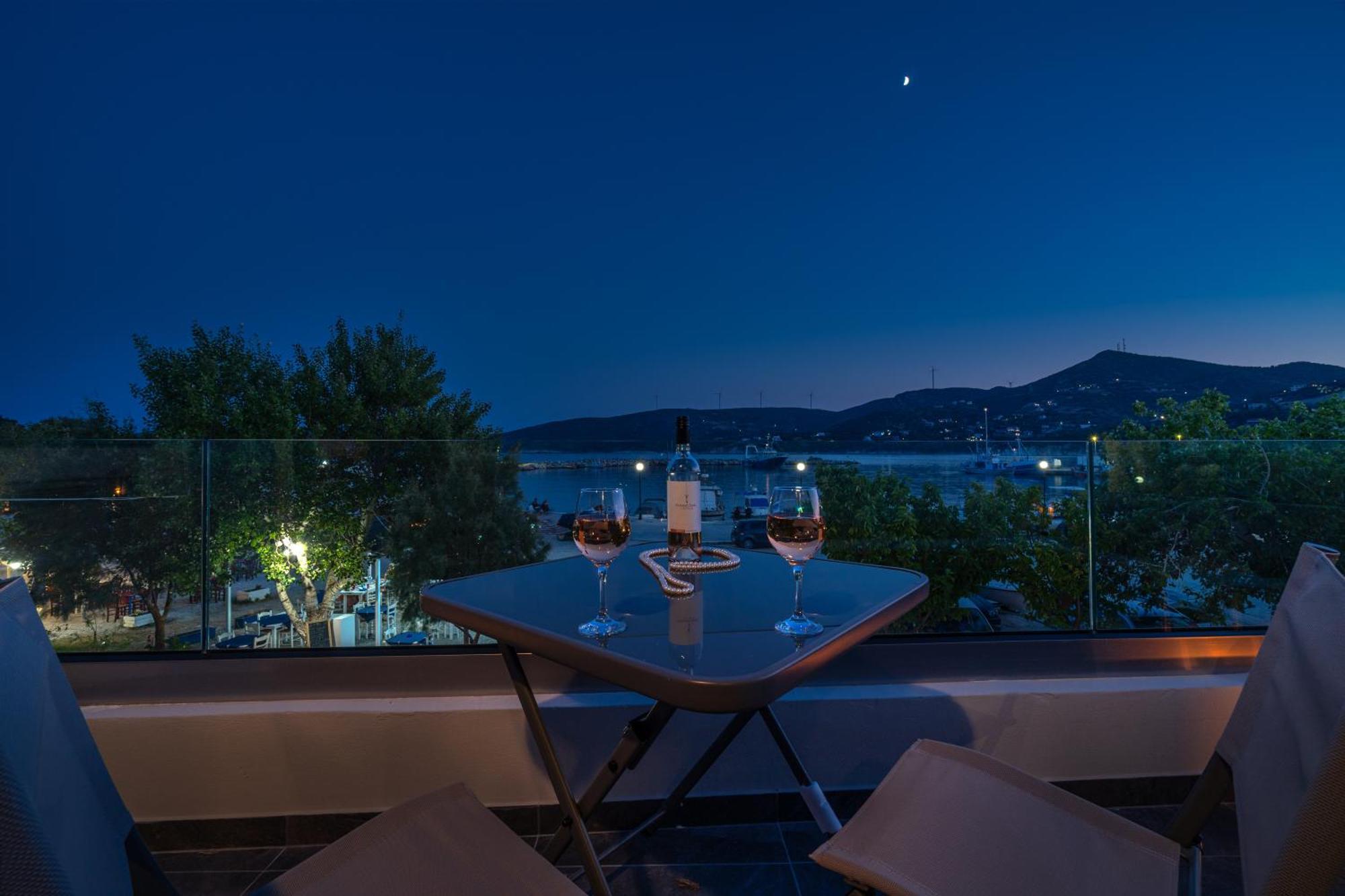 La Perla Suites Agii Apostoli Esterno foto